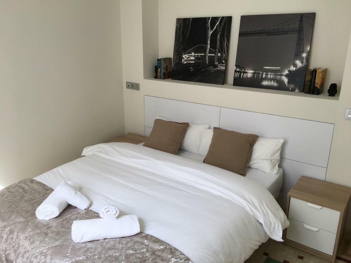 Apartamento T2, Tirso de Molina, luminoso y tranquilo Sevilla Exterior foto