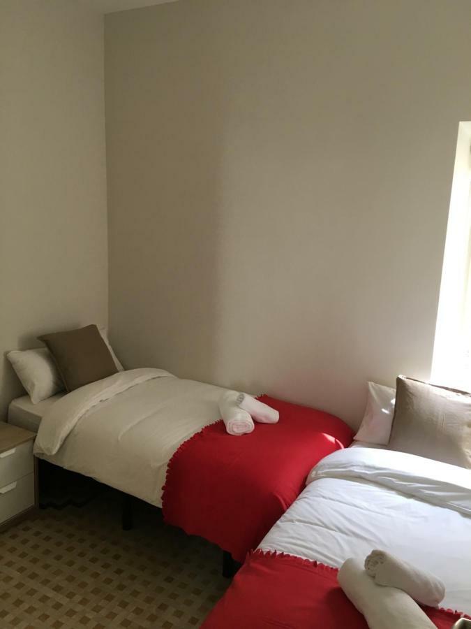 Apartamento T2, Tirso de Molina, luminoso y tranquilo Sevilla Exterior foto